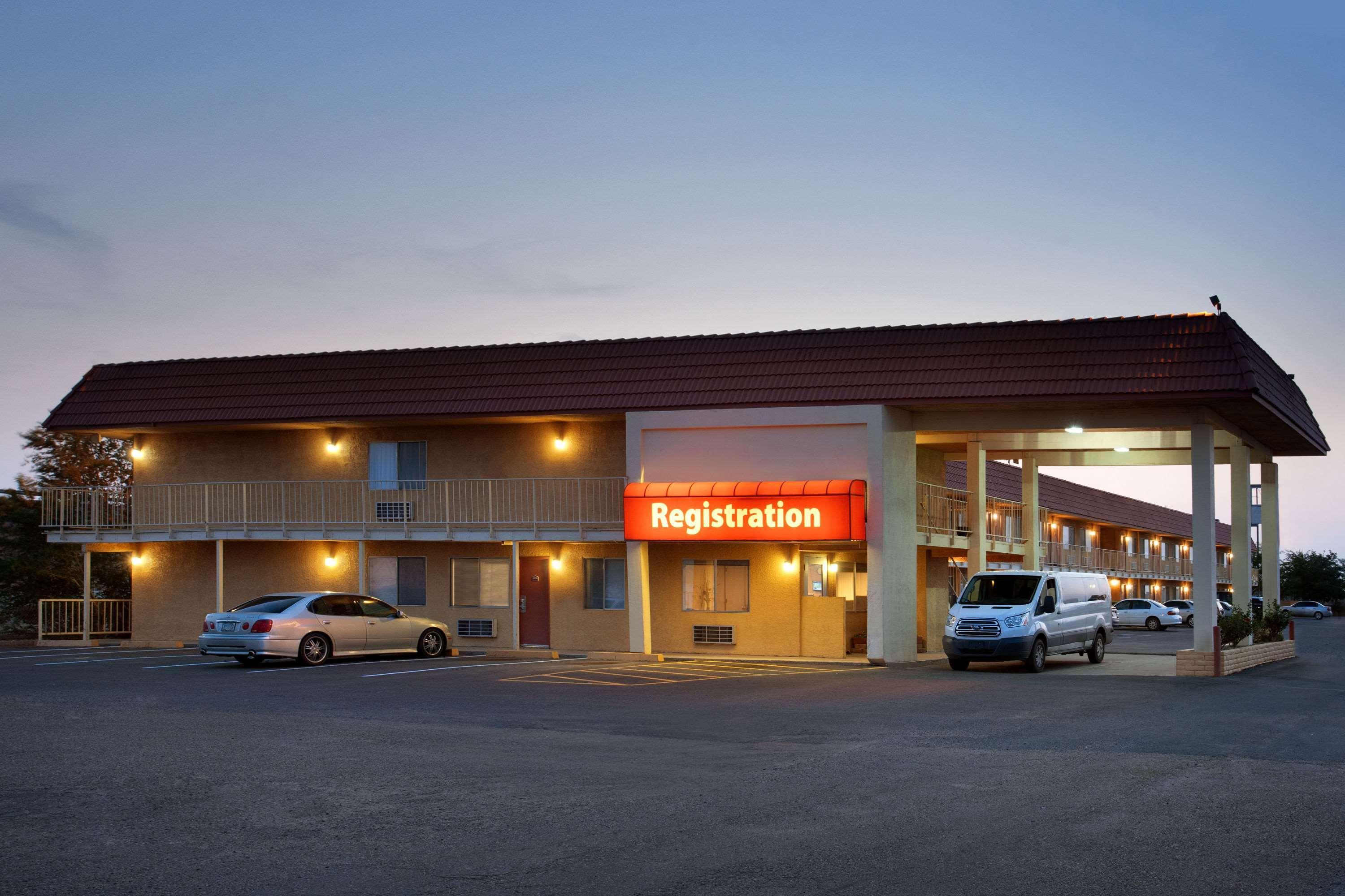 Clarion Pointe Winslow I-40 Buitenkant foto